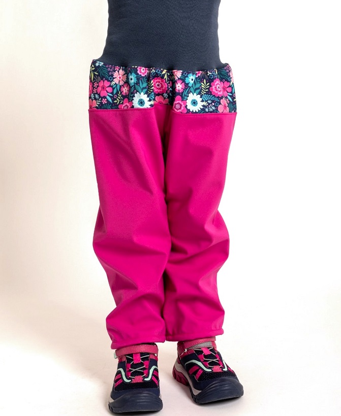 ☘️ Holčičí SOFTSHELLOVÉ KALHOTY Unuo s fleecem kytičky fuchsiové vel. 92/98