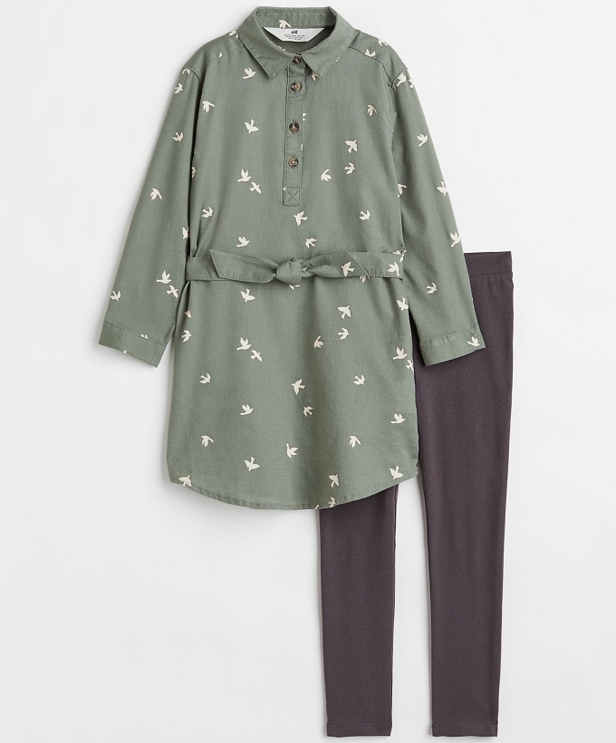 ☘️ Dívčí KOMPLET H&M košilové šaty s páskem + legíny vel. 128